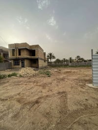 الخضراء الشارع الاول • ٣٠٠م • واجهة ٩م