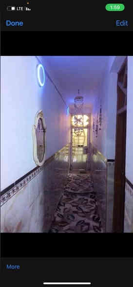 100 حي السلام شارع اسواق رسل الطابق الاول طرمة وهول وحولي جبير وغرفه الطابق الثاني بيتونه كامله وغرفه وحمام هيكل نقص بياض وكاشي بناء بلوك السعر 55 
يرهم قصط بمقدمه 40 
***********
