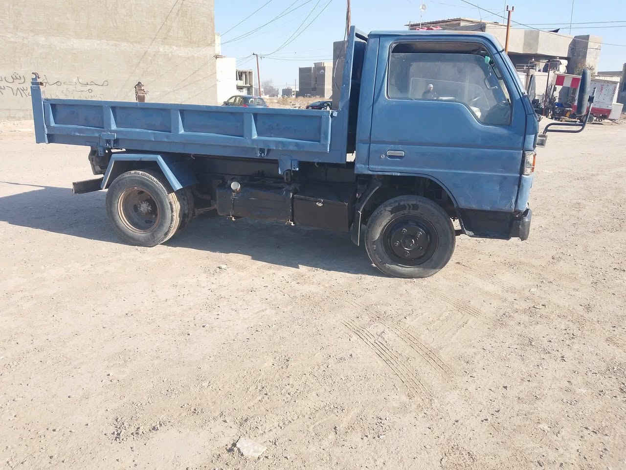 السلام عليكم سياره مازده للبيع سياره جاهزه للعمل مكاني بغداد رقم الهاتف ***********
