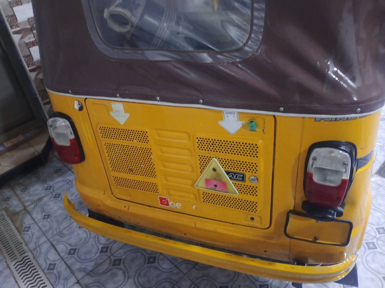 من رخصه لادمن المحترم تكتك 20
جاهزه اي نقص مابيه منك للشارع 
اوراق كامله شركه التاج شرط الترقيم كشر مكفول من الضربه محرك مفتوح 
ذي قار الغراف السعر 4بيه مجال قليل كلش 
***********
