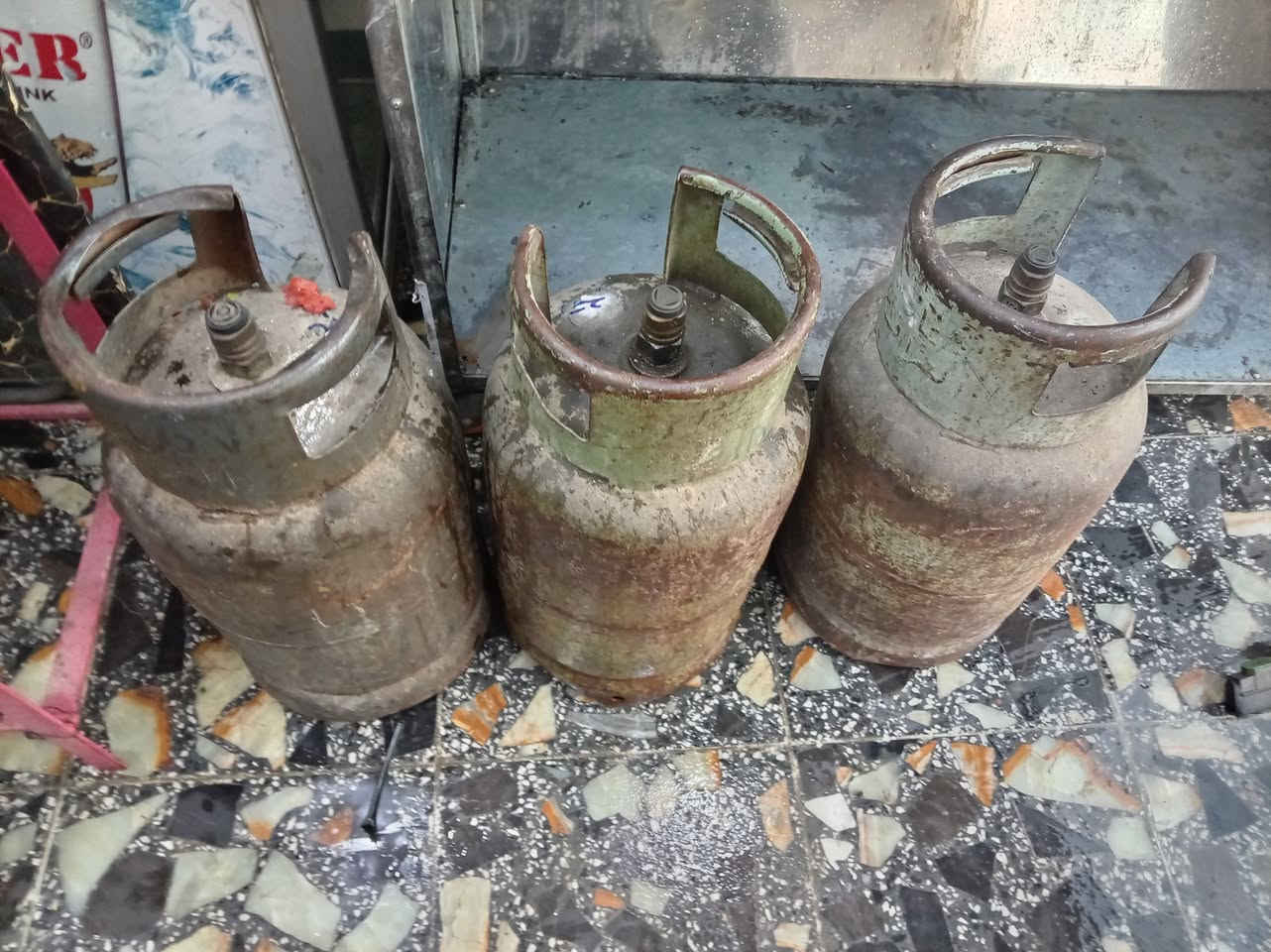 مكان بغداد مدينة الصدر الرقم ***********
