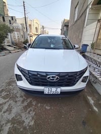 سيارة توسان ٢٠٢٤ ابيض رقم بغداد باسمي يعني تحويل ثاني يوم ماشية ٤٥ الف...