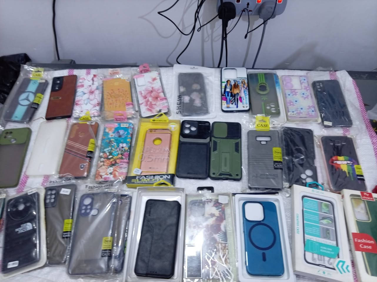 السلام عليكم حبايبي شلعه اتفيد الي عدهم محل بداية مشروع عندي ٣٨٠ كفر منوع وعندي ٢٥٠ ل
لواصق وعندي ١٣ كفر ايباد وشغلات الي يفيده يطيني سعر وكله بالعافيه عليك


**إذا كنت صاحب هذا الإعلان وتريد حذفه لأي سبب، رجاءا أرسل رسالة إلى الدعم الفني**