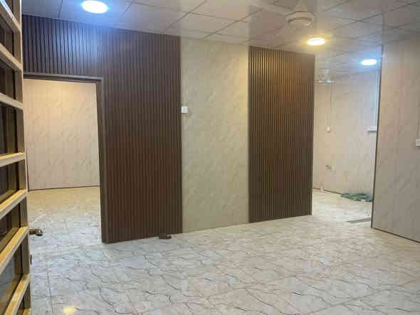 سلام عليكم شقة للايجار ***********
شقة طابق 2 درجيين للإيجار عوائل فقط بناء جديد جاهزة  العنوان المشتل حي المعلمين قرب المجلس البلدي منطقة سكنية بيت وليس عمارة 
تحتوي على غرفة وصالة ومطبخ وحمام السعر 300 الف 
غير متواجد بالفيس للتواصل ***********
واتساب هم موجود
