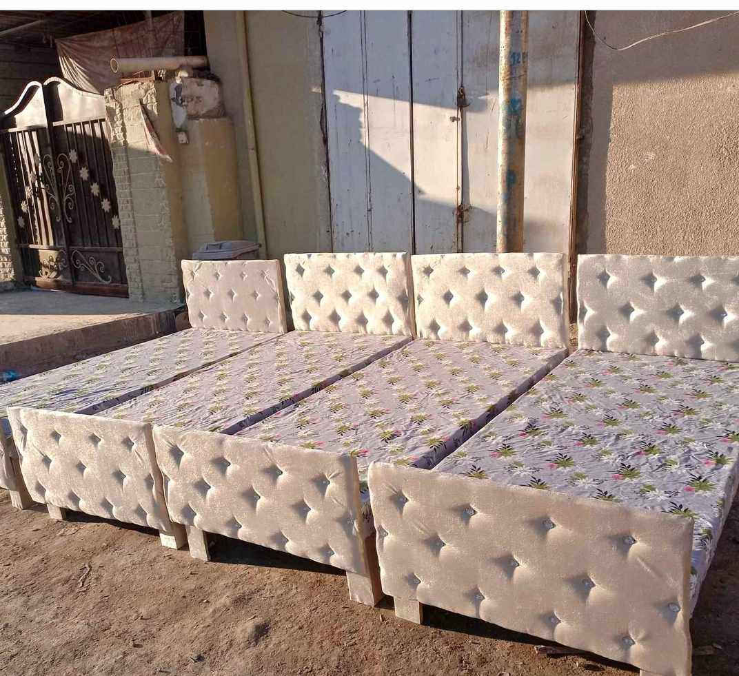 جرابي نفر دوشمه تسكام جديد
نجاره عراقي درجه اولى شرط الفحص تفصال عراقي درجه اولى
عرض 90 وطول مترين تخته تتحمل الوزن 400 وأكثر ست ارجل بلتخته اربع جسور خشب بلوك ابيض ٢٠ مليم ووفوكه طبقه معاكس تحمي الخشب
وسعره بلاش والله ب60 بس شرط ضمان حلة, بابل


**إذا كنت صاحب هذا الإعلان وتريد حذفه لأي سبب، رجاءا أرسل رسالة إلى الدعم الفني**