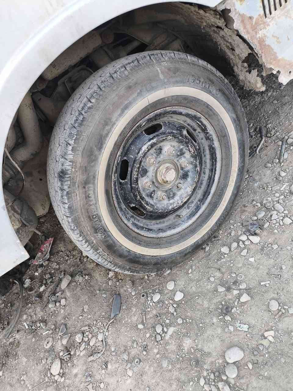 تايرات كيا بستا زوج نضاف نضافتهن 90بالميه وثنين نص عمر سيبايه ام الچف نضيفه وجنطة نضيفه كدام عينك  وبوب كيا بستا مكاني ديالى بعقوبة قرب جامعة ديالى ***********

