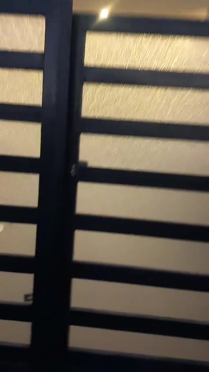 سلام عليكم بهور رجب بشارع المنتجع امواج البحر ٢٢٠م ونزال١٩ والوجهيه١٢م يحتوي على غرفتين نوم وصاله وهول ومطبخ وكراج حديقه وصحيات الاستفسار على رقم الهاتف ***********
