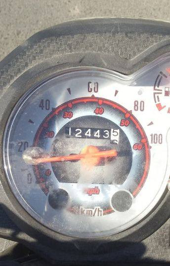 السلام عليكم 
درجه هوندا البيع
ماشيه 12الف 
رقم السنوية 
اوتماتيك مو كير 
مكاني بغداد الأعظمية 
***********
