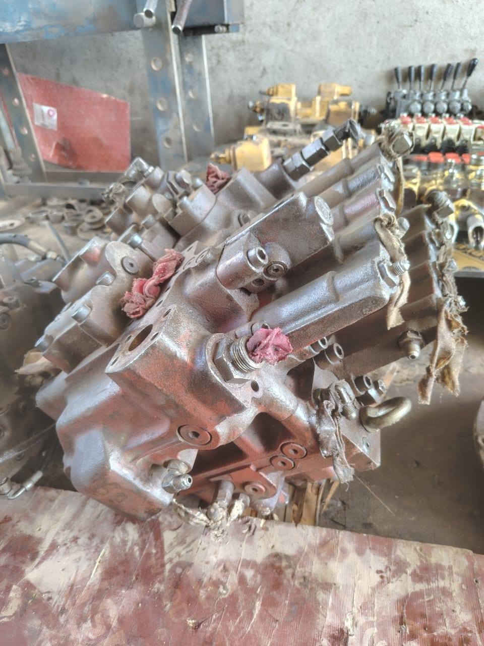 تصليح وتجفبت وتفصيخ كنترولات لي انواع الحغارات العنوان كركوك اتصل ***********
***********
