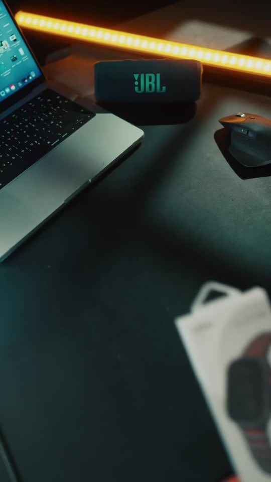 ⁨	⁨	سير ستانلس ستيل فاخر من UNIQ – ثبات وأناقة يومية ⌚ السعر: 75 الف🔥 المميزات: • ستانلس ستيل 304 مع قفل مغناطيسي ثابت • طلاء DLC مقاوم للخدوش والبصمات • تصميم مرن ومريح للاستخدام الطويل • تثبيت آمن يمنع السقوط أثناء الحركة • مقاوم للتعرق والتآكل • مظهر أنيق مناسب للاستخدام اليومي والرسمي — سير جداً عملي يجمع المتانة مع الأناقة بثبات عالي⁩⁩


**إذا كنت صاحب هذا الإعلان وتريد حذفه لأي سبب، رجاءا أرسل رسالة إلى الدعم الفني**