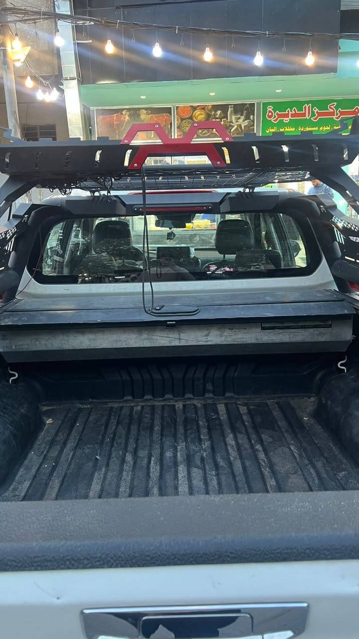 السلام عليكم 
للبيع شانجان هنتر بيك اب 
موديل 2024
رقم أربيل
كفالة عامه على وضع الشركة كير محرك تبريد وكشر فقط شخط 
ماشيه 61 الف 
داخل الضمان الخاص بالشركة
محرك مسيوبيشي 4 سلندر

مواصفات
بصمة
فور ويل 4*4
كير اوتوماتيك+عادي 
تحكم ستيرين جهتين
شاشة وسطيه مركزية
كيچات ديجتال
نظام oto start
نظام eco
نظام sport
ايرباگات عدد6
ايرباگات كشنات
سمعات بالتكم
رادار امامي خلفي
حساسات خلفية
كشنات كهرباء أسود
تحكم شفط المري
لايت زنون
كامره مري
بصمات الابواب عدد2
ويل كروم حجم 18
لد امامي وخلفي
دفع امامي وخلفي
كراسي ثنين كهرباء 
وبيها بعد هواي مواصفات
اضافات شخصيه سلايت بدي كلفني مليونين

السعر :، 30،000 مليون 
للاتصال 
***********
