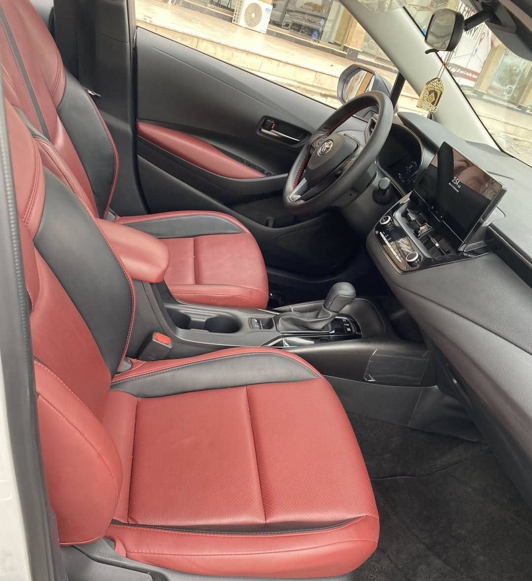 السلام عليكم كورلاموديل2025  
فئة S بلاك اديشن 
ماشيه    8000 K🚘 جديده جداا بحالة الوكاله 
♦️فول مواصفات 1/1  
♦️فتحه/ تبريد قطعتين/  داخل احمر 
♦️محرك 1800 كفاله مع الكير من الفتح ومن كلشي
♦️سياره جديده وجاهزه بدون نقص واحلى من الصور 
♦️كفاله عامه من الصبغ والبارد 
♦️السعر 160 مكاني بغداد الدوره 📍
***********☎️
