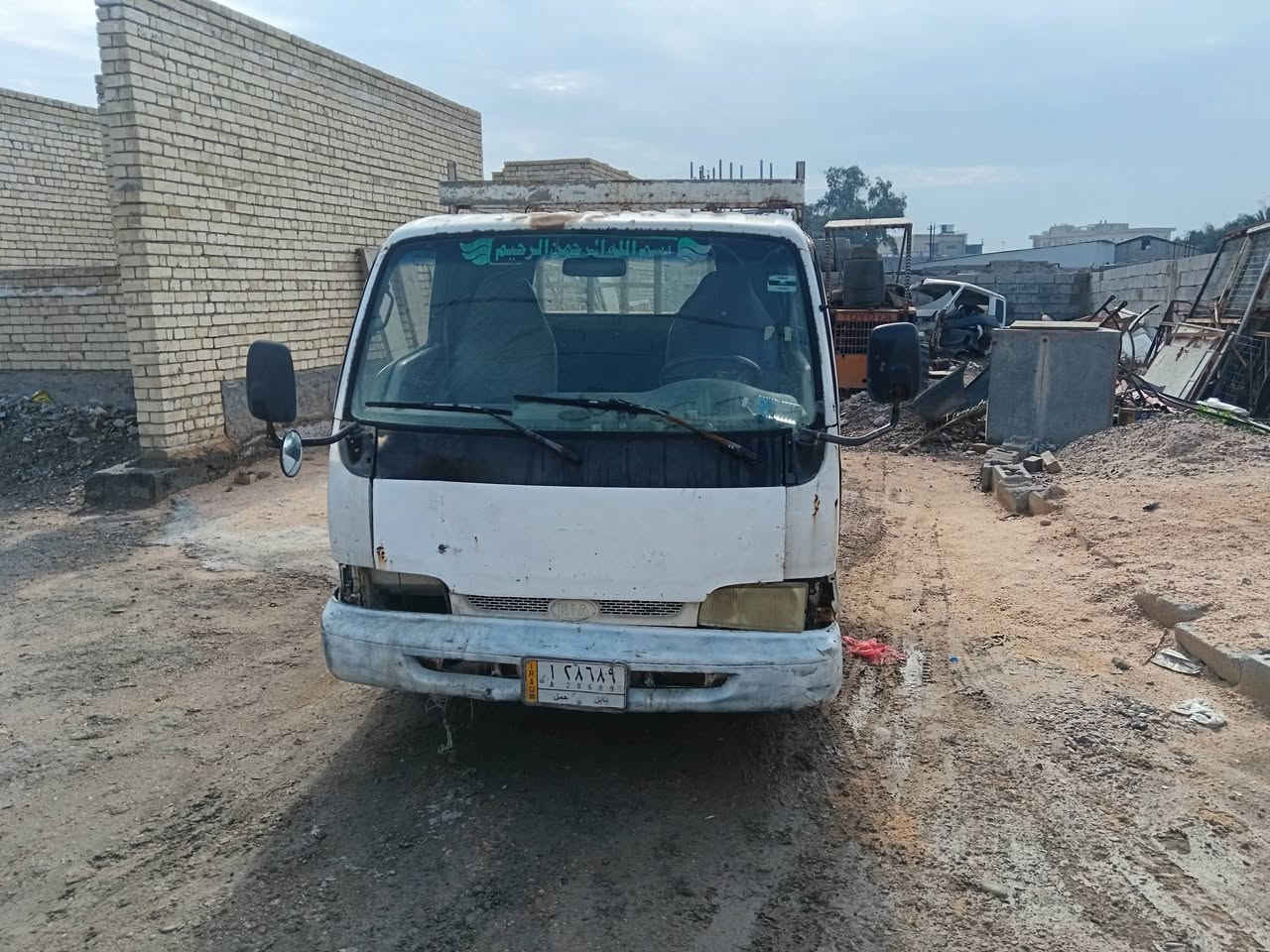 السلام عليكم كيا حمل للبيع فرونتيرا 97 بترة مجفتة جديد سنوية بإسمي شغالة عالفحص مكاني بغداد كويريش حي الربيع للجادين فقط الاتصال على الرقم ***********
