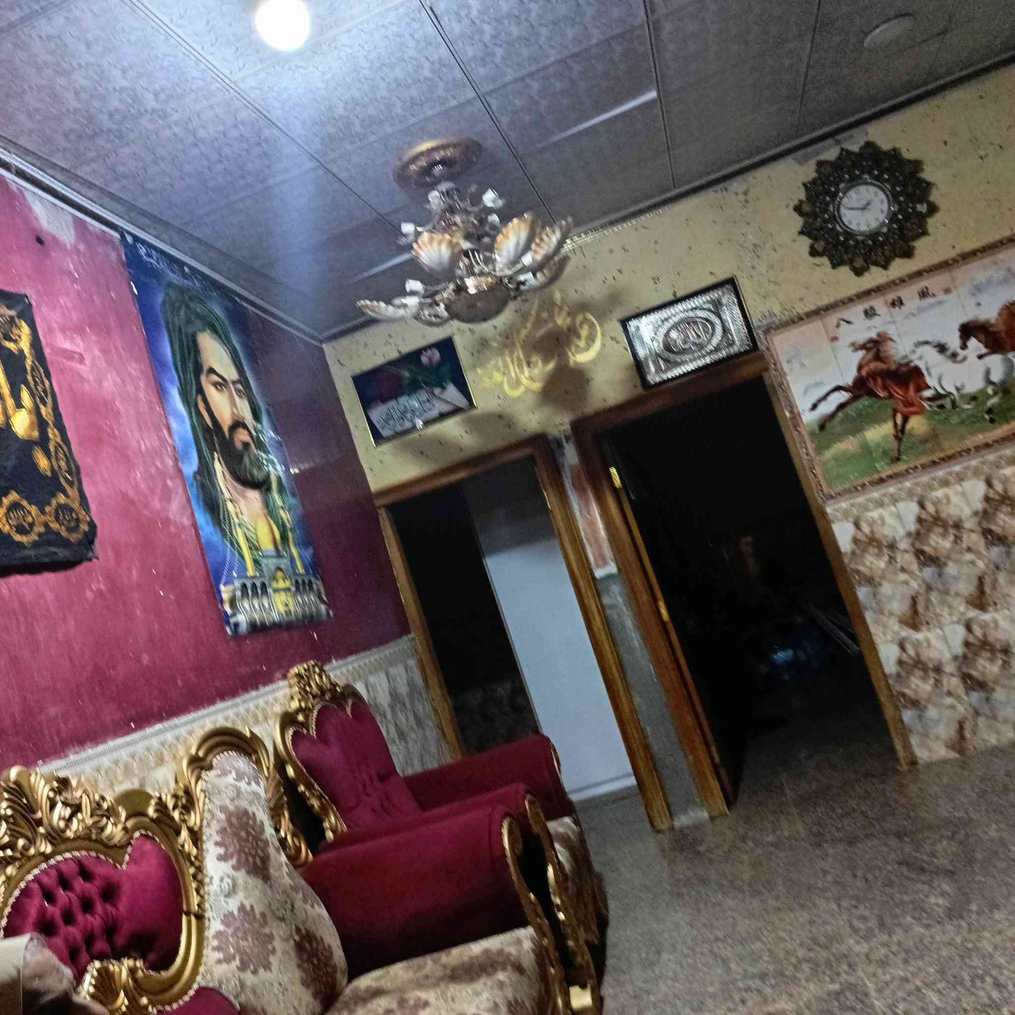 🏡 إعلان بيع بيت طابو زراعي 🏡
‏‪***********‬‏
فرصة مميزة للبيع في أبو الخصيب – مهيجران، قرب مدرسة الشمس 🌿

🔹 المساحة: ٤٠٠ متر
🔹 الطابو: زراعي
🔹 يتكون من:

- ثلاث غرف
- صالة ومطبخ
- طابق ثاني (مسكف غير مكتمل)
- محل كبير على الشارع (مناسب للتجارة)

🔹 المميزات:

- حديقة جميلة 🌳
- كراج للسيارة 🚗
- مكان مخصص لتربية الحيوانات

📍 الموقع قريب من المدارس والخدمات، ومناسب للسكن والاستثمار بنفس الوقت.
