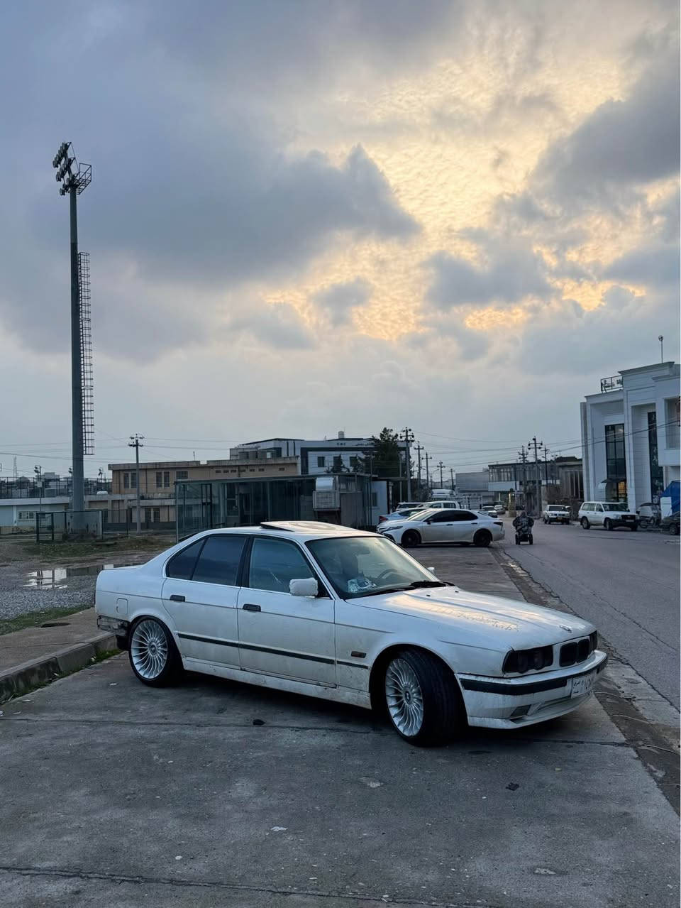 ٥٢٠ گێر عادی 
علوجە بێسەرەتایە 
کارەبایەتو گێرومەکینەو موسوبراوە بەشەرت
٢٥٠ مەسرەفی نیە 
شوێن قەڵادزێ 
٢٨ گەڵاو تۆزێک مەعامەلە بشدار, السليمانية


**إذا كنت صاحب هذا الإعلان وتريد حذفه لأي سبب، رجاءا أرسل رسالة إلى الدعم الفني**