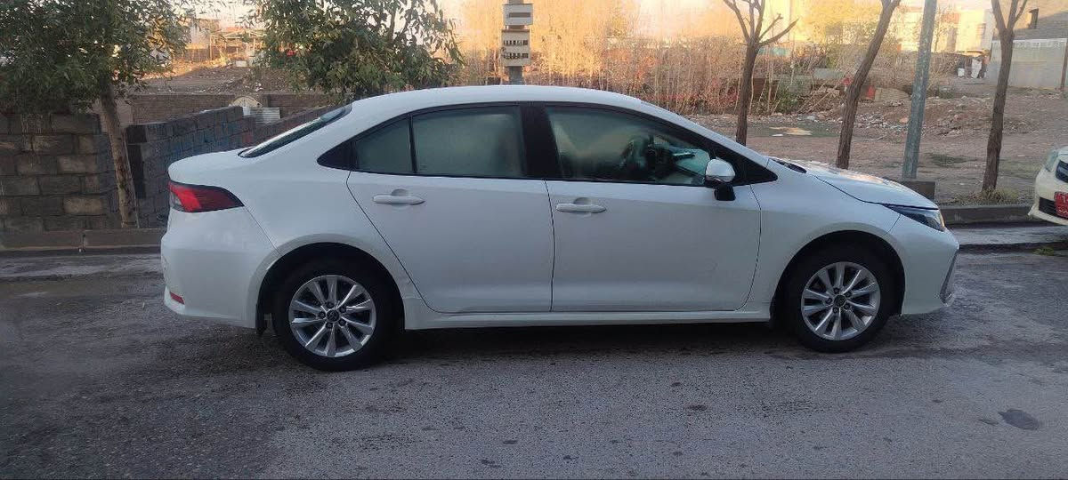 سلام عليكم 
بيع + مراوس
تويوتا كورولا 2021
وارد خليجي 
بدون صبغ بدون تعديلات بارد
ببهه كم رصعات فقط 2 او 3
ماشيه 75000الف فقط
مواصفات xl عادي
محرك 1.6
رقم اربيل جديد بسمي تحويل وكاله نفس اليوم
شركه جيهان
سعر 158 بيهه مجال
للاستفسار *********** أربيل, العراق
