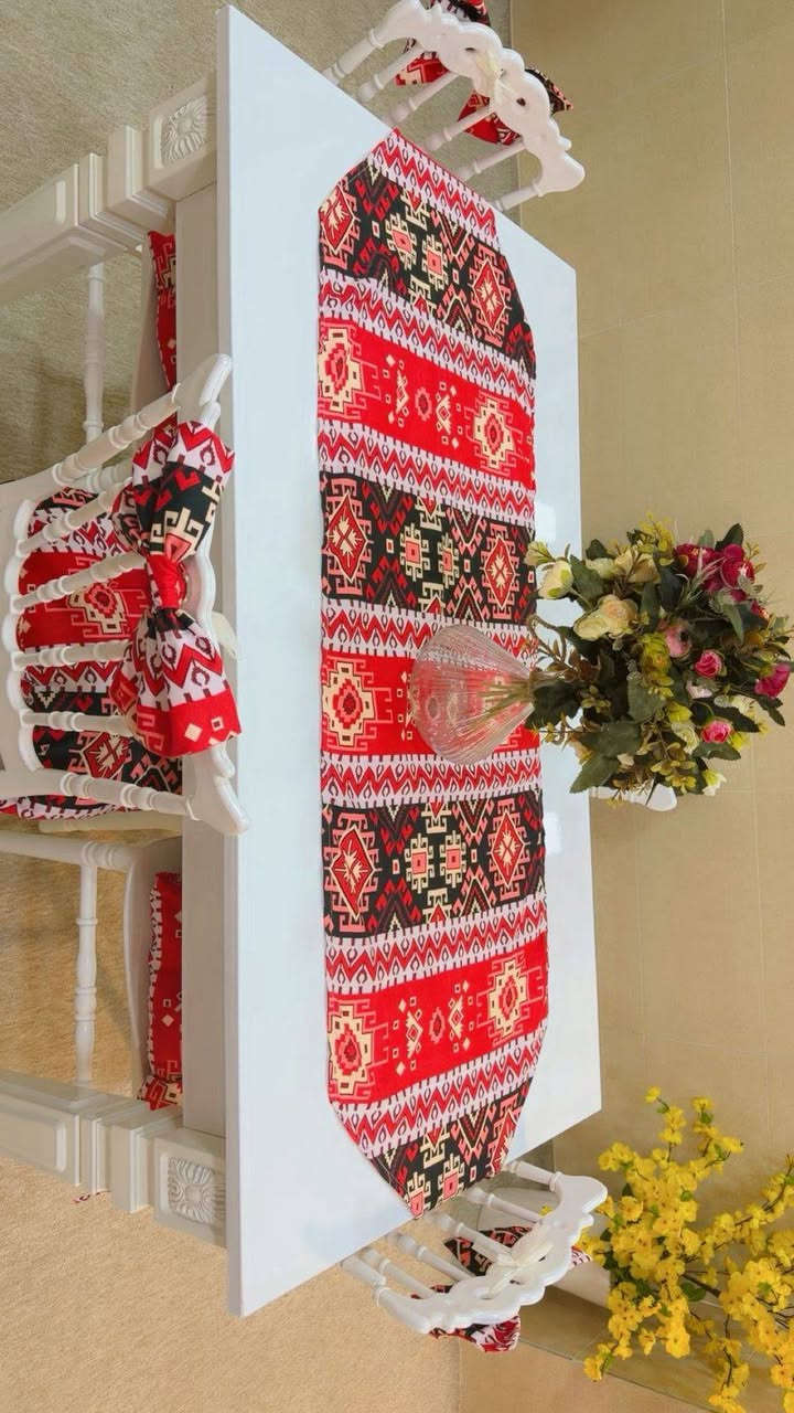 ✨ سند لخياطة المفروشات ✨
تخصصنا بتفصيل وخياطة أجمل المفروشات بلمسة عصرية وجودة عالية 🌹
✅ أقمشة مختارة بعناية
✅ تفصيل حسب طلبكم
✅ شغل دقة وأناقة

📞 للطلب والاستفسار: ***********
