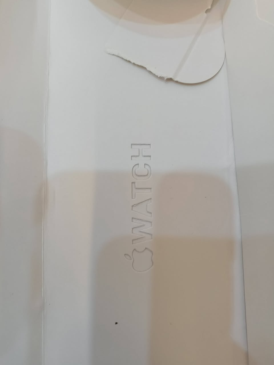 ساعه ابل
جيل 10
نظافه 100%100
لون اسود
جديده مستعمل يوم فقط
***********
واتساب
