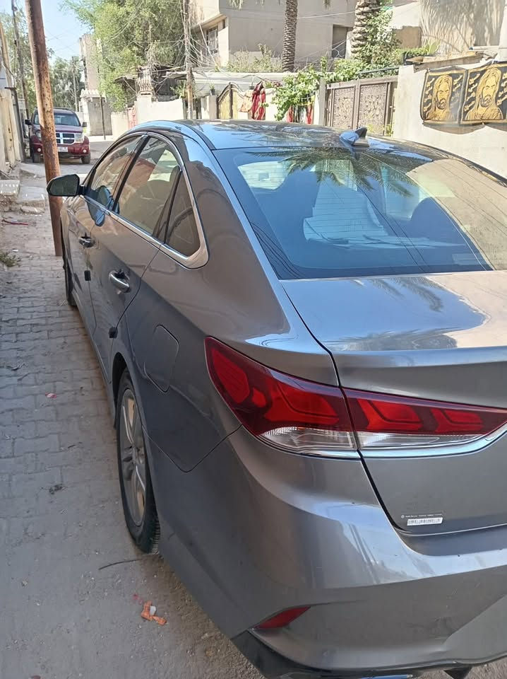 سلام عليكم ورحمة سوناتا وارد امريكا 18 فول موصفات حادث جاملغ وداعميه بامريكا محرك 2400 gdi كير محرك خير من تبريد خيرالله السياره حلوه وكاعده يرادله ترتيب من الخارج رقم بغدادكلشي بيهه شغال السعر 115 وبيه مجال مكان بغداد دوره  
الرقم ***********
