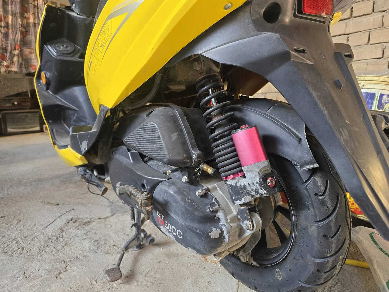 للبيع بسعر مناسب مكاني حلة مركز المدينه
***********
