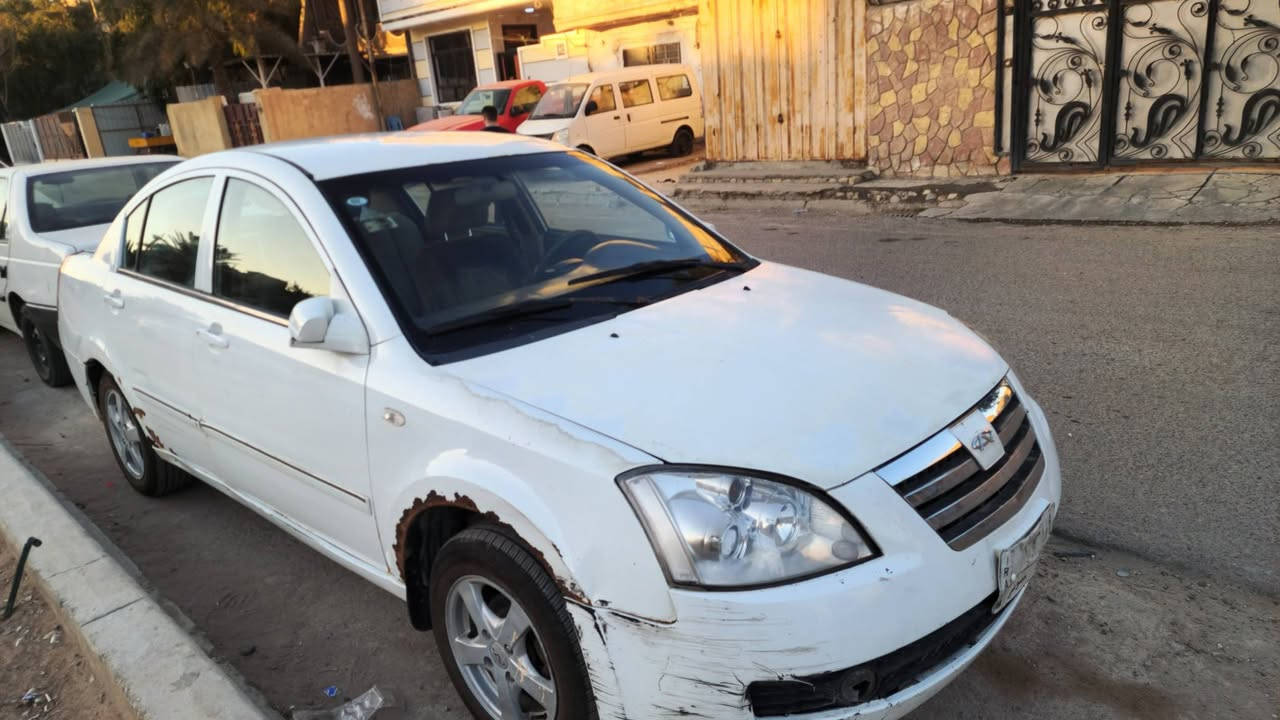 السلام عليكم 
شيري A5 موديل 2012 رقم بابل الماني السنوية 27 كير ومحرك جديد بلادي(مجفتة جديد لاتنقص ولابخار) اوتوماتيك  فقط نظوح جبنة الكير السيارة قطرة صبغ ما بيها فقط خياسات وما معمرهن صدر امامي كله جديد والخلفي مشتري وما مبدله موجود الي يشتريها انطيهن اله تحويل مباشر ثاني يوم راعي السيارة مكانه بغداد ومكان السيارة بغداد الرشاد السعر ٣٧ وبيها مجال بسيط حك الجية 
***********
***********
