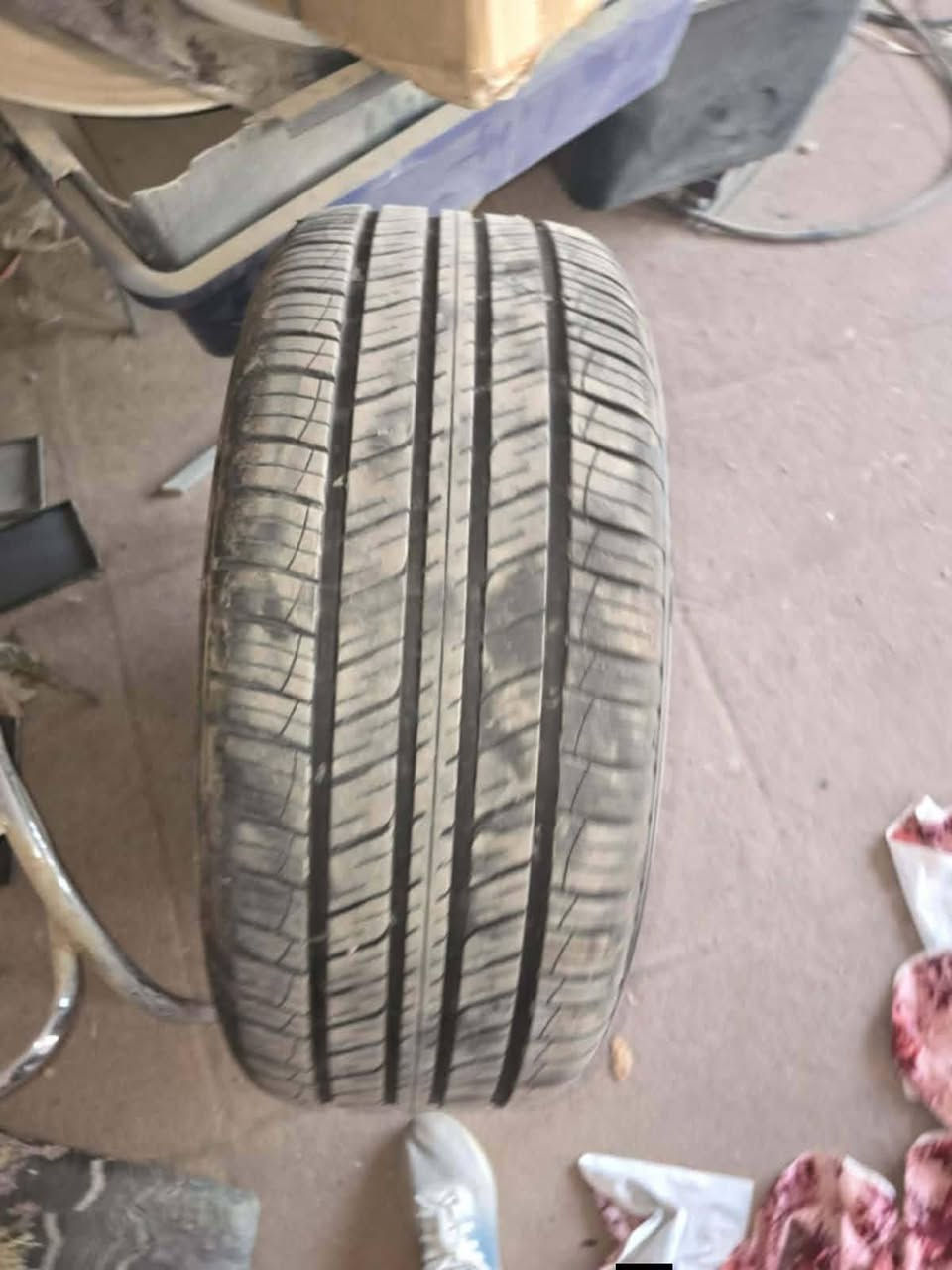 سلام عليكم تخم ويل كب لاندكروز حجم 20 تايرات جداد تخم كامل استخدام قليل كلش حته 100 كيلو ما ماشي عليه اناتج 2025 شرط لا كسر لا لحيم لا عواج
***********
