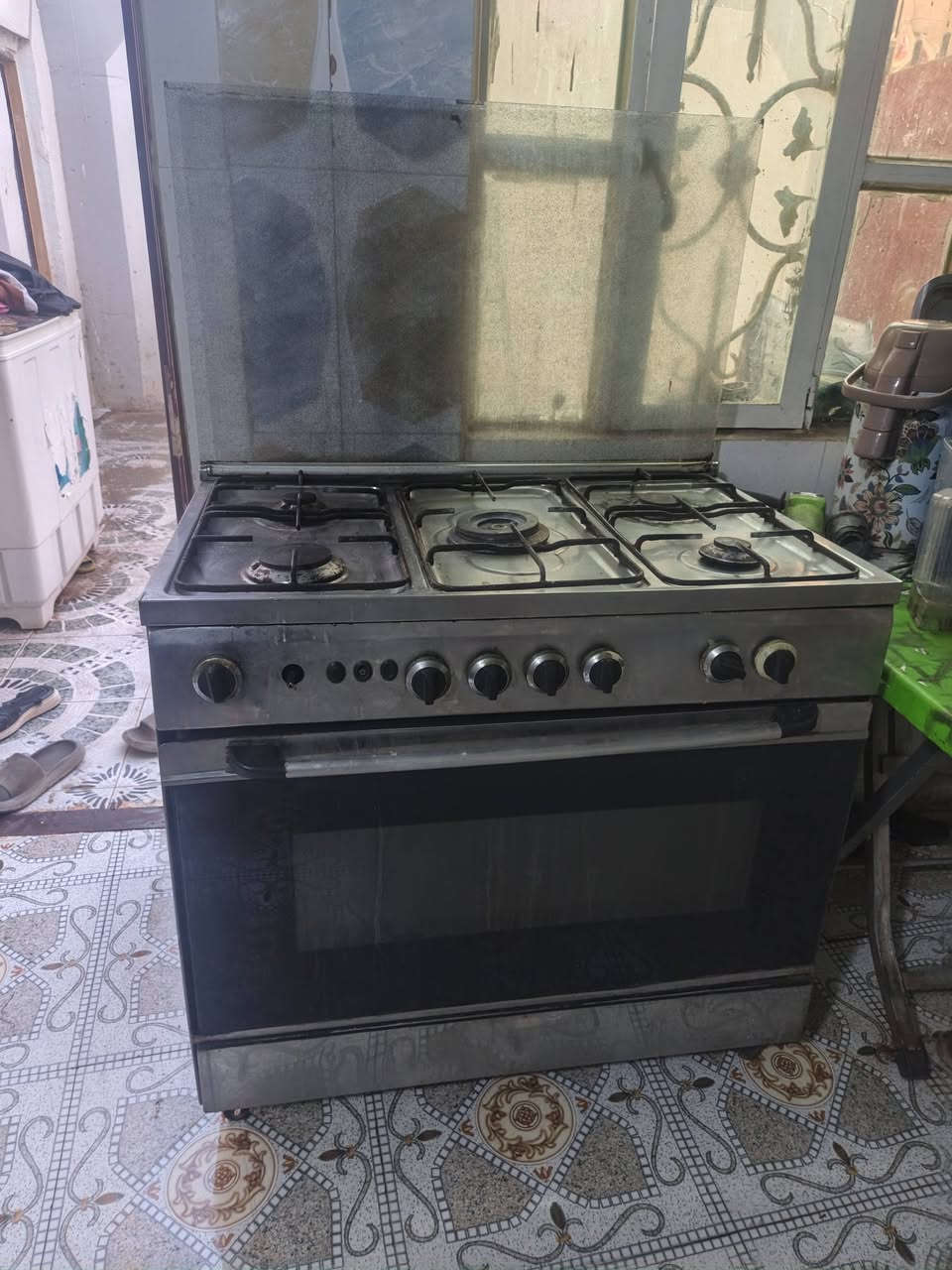 طباخات نضيفات عل فحص ***********
