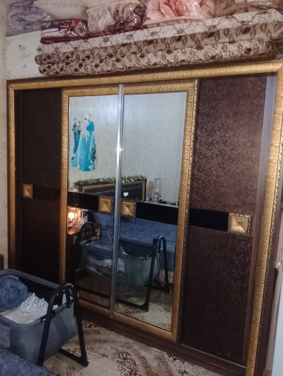 سلام عليكم غراض نضيفه و جديده سنك75 طباخ 150 ثلاجة 150 تخم 175 الغرفة 200 وبيهن مجال لطيبين نتصال ***********
