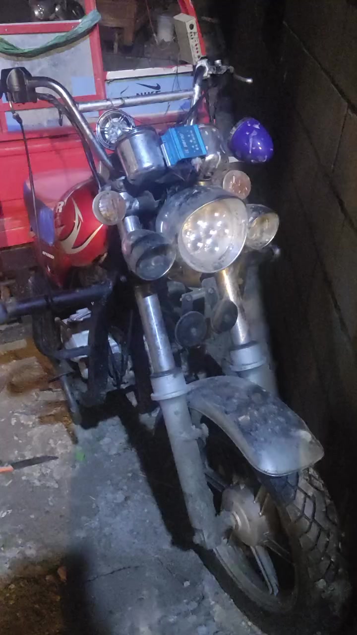 ستوته كربلاءيه حمره كلك للبيع موديل 20 كفاله عمهه السعر خاص وهذا الرقم ***********
