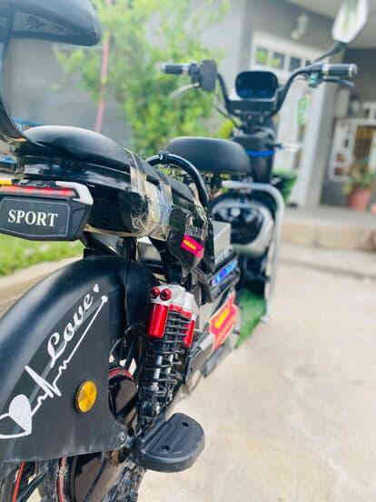 سلام عليكم دراجه شحن للبيع موديل 2025 حجم ٢٢ 

خمسه بطاري
نضيف  تواير جدد بطارياه نضيفه450 وبي مجال 
راسلني خاص وتدلل او اتصال ع رقم ***********
