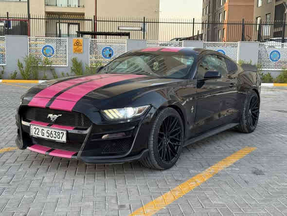 السلام عليكم 
موستنك 2016 ماشيه 120 
مواصفات 
محرك. 2300 تيربو 
حادثها جاملغ وبنيد بدون دواخل 
بصمه
تحكم ستيرن جهتين 
شفتات 
سياره جاهزه بدون اي نقص تحويل بشرط 
مكاني بغداد حي الجهاد 
السعر 120 بيها مجال 
رقمي ***********
