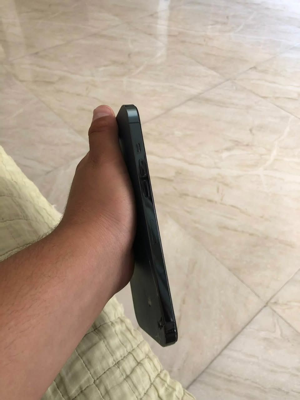 سلام عليكم أيفون 12 برو ماكس جهاز نضيف كلش ضهر مكسور وشاشة مبدلة اصلية لمسهة خير من الله بطارية بلادية 88 ذاكرة 128 جهاز نضيف كلش سعرة ب300 وبي مجال مكاني ديالى بعقوبة ***********
