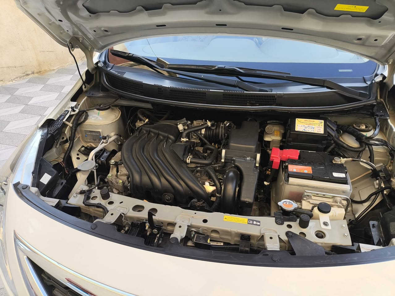 نيسان سني موديل 24 للبيع هندي ام لبليته  فاصيل تصل هاذا رقم ***********شراي يتصل
