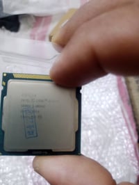 معالج انتل i3 • قطعتين • بغداد