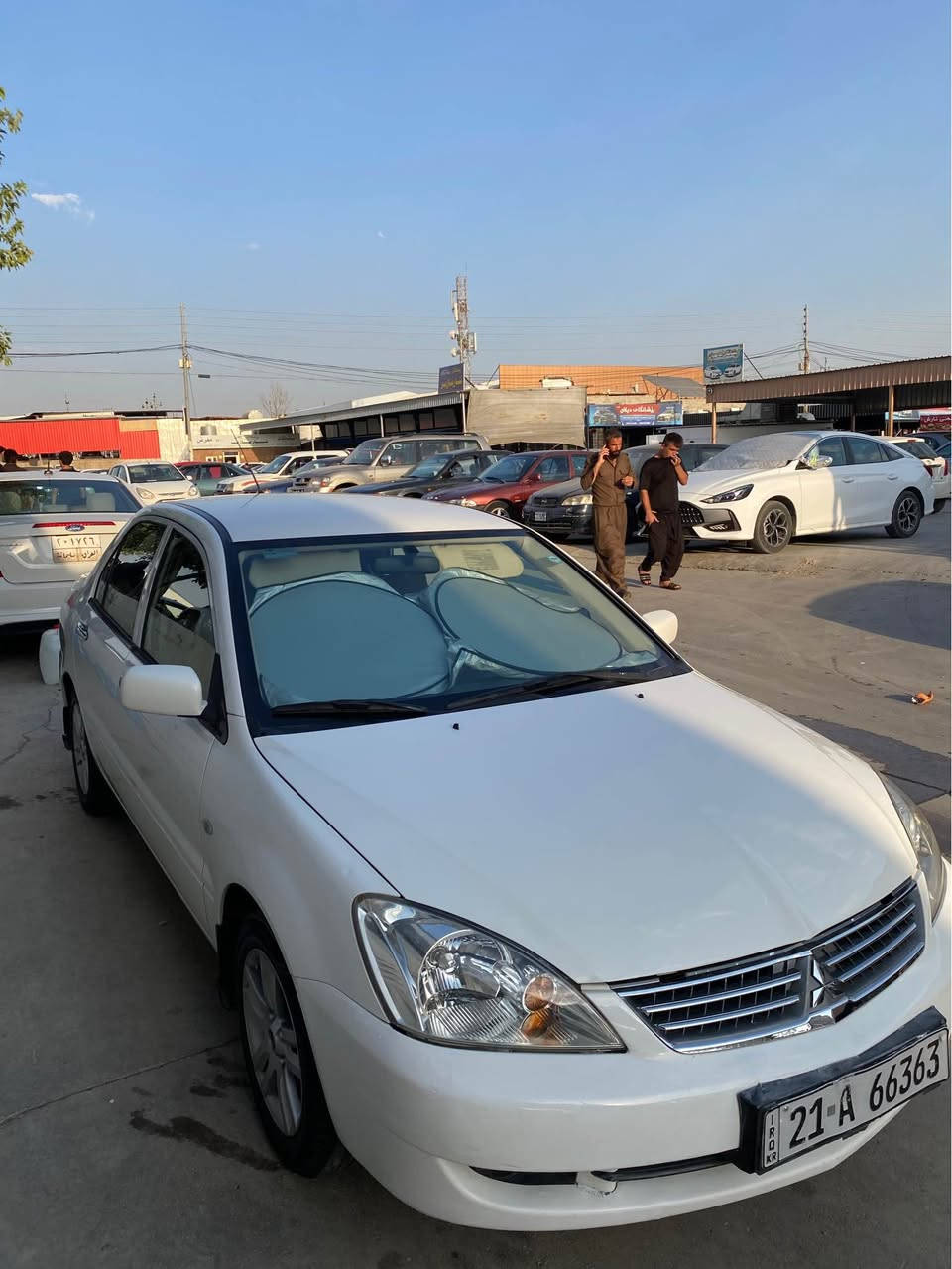 لانسەر ٢٠١٠ مەکینە گەورەیە زۆر جوانو تازەیە سەیارەکە هەموو گیانی بەشەرتە و سەنەوی و ڕەقەمی تازەیە یەک پەڵەی بۆیاخە.
***********
*********** السليمانية, العراق
