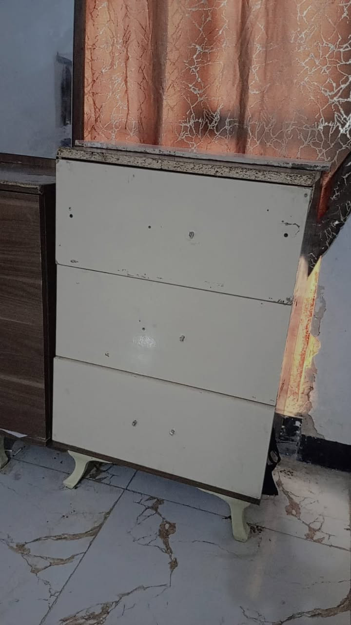 سلام عليكم غوفه للبيع وبسعر جداً مناسب 500 وبيها مجال للتواصل خاص او عبر الواتساب وهذا الرقم ***********
