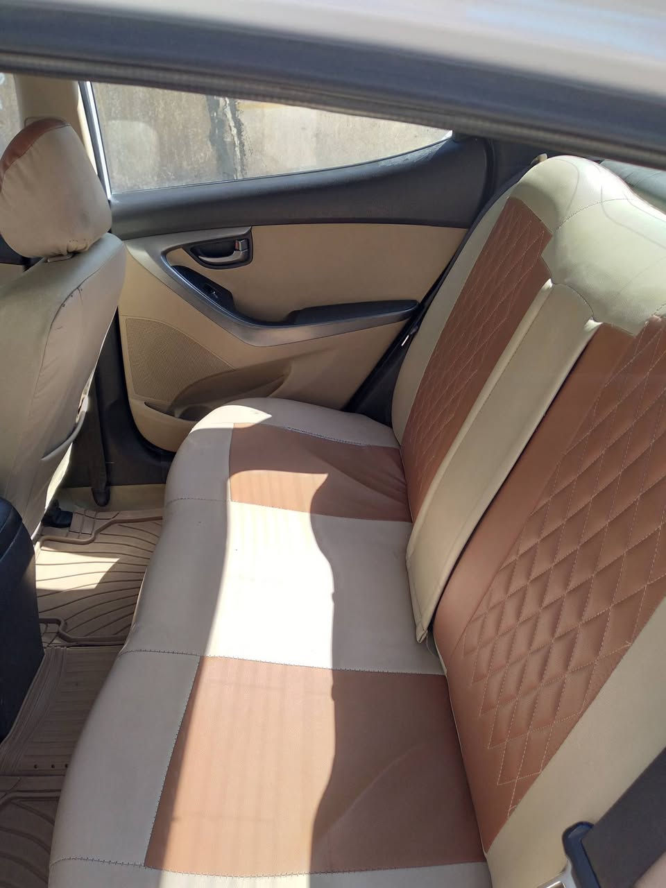 سياره للبيع النترا خليجي موديل ٢٠١٣بيها صبغ بابتين وجاملغ صفحه السائق بدون دواخل أحلى من الصور بغداد بأسمي السعر ١٠٥ بيها مجال بسيط الرقم ***********
