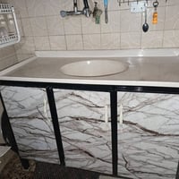 دولاب • ٧٥ قطعة • تصميم بسيط