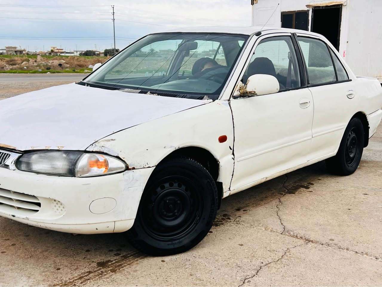 السلام عليكم بروتون موديل 2002 كير محرك شرط لا صرف ولا بخار تايرات ٤ جديد صدر جديد جوم كهربائي سياره مال جناي السعر ٢٠ وبي مجال مكان قضاء الحويجه 
الاتصال *********** Singapore
