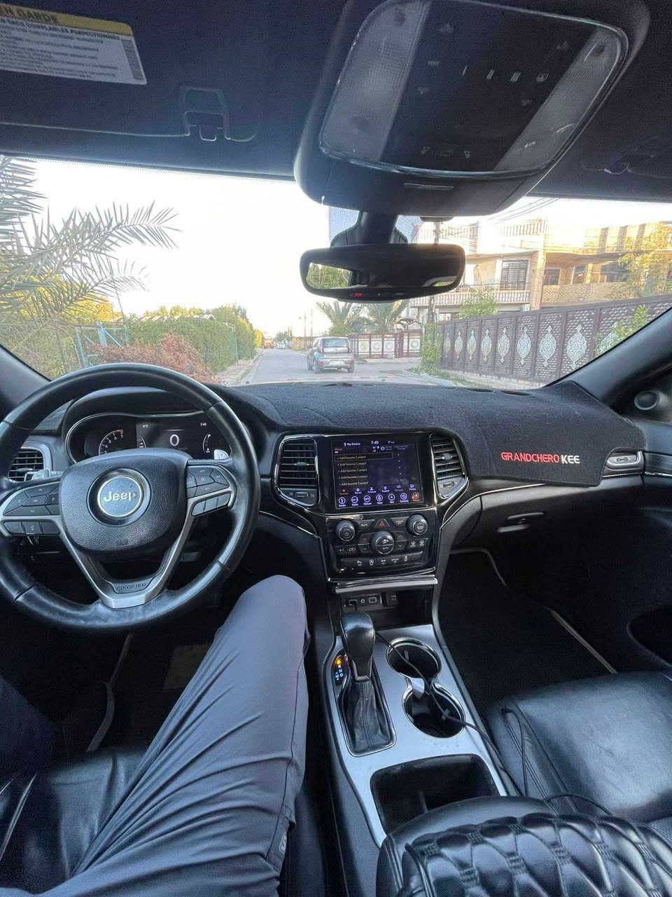 السلام عليكم .

مكلللللفففففف بالنششششررررر .

جيب 2019 لمتد فول مواصفات 
بصمه 
بانوراما
 كراسي كهرباء 
كشنات تدفئه تبريد 
ستيرن هيترات 
رادار 
باب خلفي كهرباء .
حادثها موضح بالصور والسونار مرفق مع الصور .

السعر 245 ورقه .

مكان السياره بغداد الدوره .

  *********** غير متواجد على الفيس .

  مكلللللفففففف بالنششششششرررررررر
