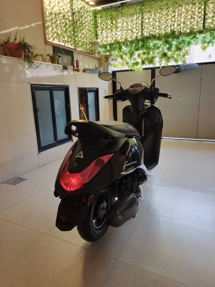 دراجه ياماها 2024.
-ماشيه فقط 2,600KM.
-حجم المكينه 125CC.
-المواصفات:-
-نضامECO اقتصادي
-نضام ABS. 
-الاضائه LED. 
-استاند كهربائي. 
-عداد كيلو متر لدورة الدهن . 
-عداد السرعه الكتروني. 
-كيج البنزين الكتروني. 
-نضام اطفاء ذاتي للترفك لايت. 

-العنوان :- اربيل_فرمانبران.
-رقم الهاتف:-***********. أربيل, العراق
