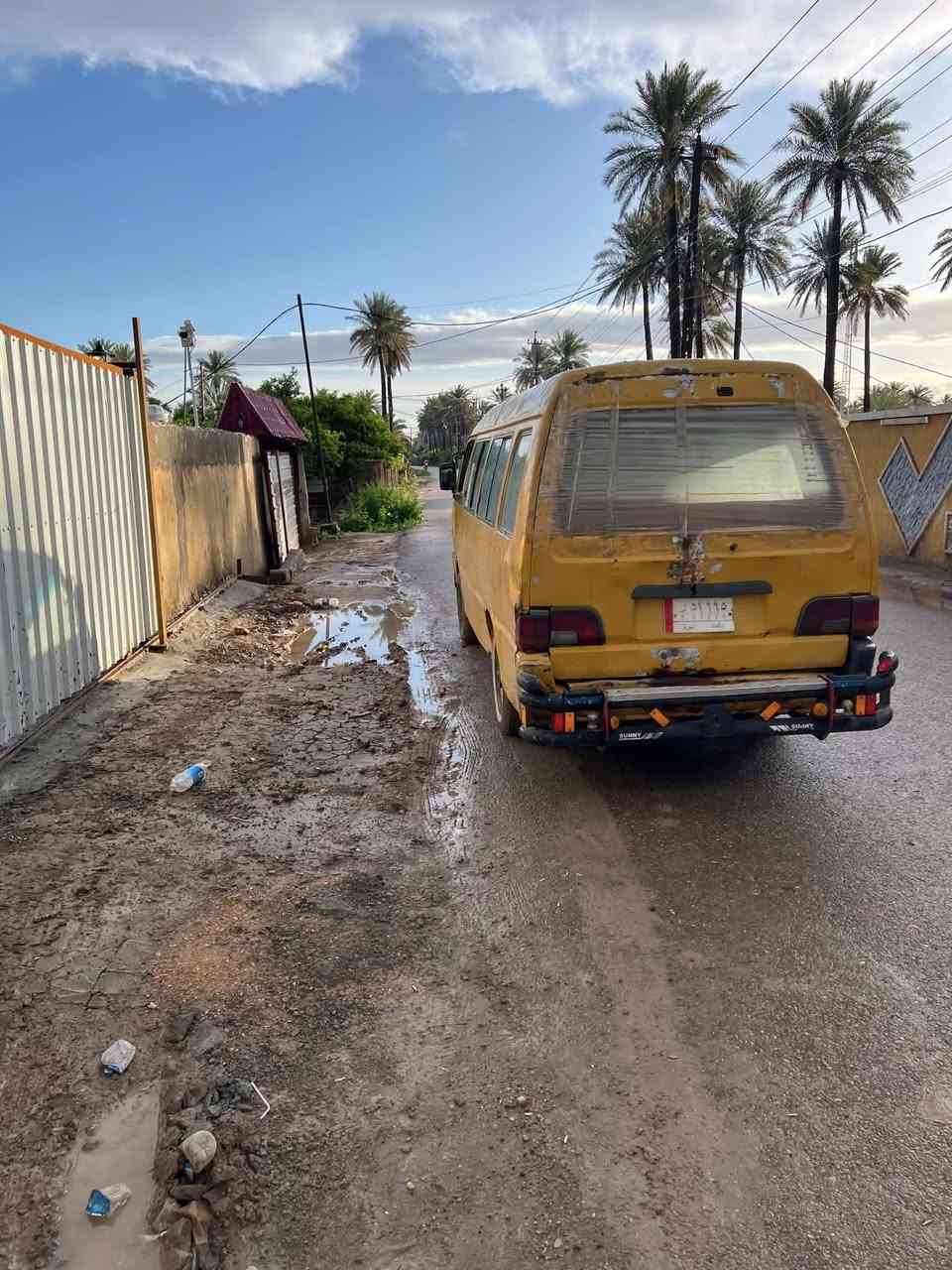 السلام عليكم
كية للبيع موديل 1994
كير محرك اكسل مكفولات
صدر امامي جديد
المكان بغداد الدورة عرب جبور
*********** رقم الهاتم
