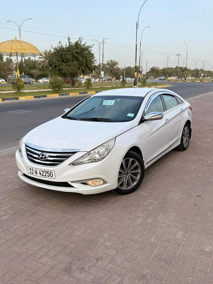 سوناتا ٢٠١٣ خليجي رقم بغداد بسمي سنويه جديده هزه محرك٢٤٠٠ كير تخم تاير حداده امامي خلفي كرهبائي شغال تبريد ثلج❄️❄️ داخل عسلي حساسات شفتات استيرن كشافات قطعتين تبريد ماشيه ١٣٠ ويل كروم جاهزه للأخير سعر ١٣٢ وبيه مجال للاستفسار الاتصال ع *********** *********** مكاني ذي قار الرفاعي الرفاعي, ذي قار
