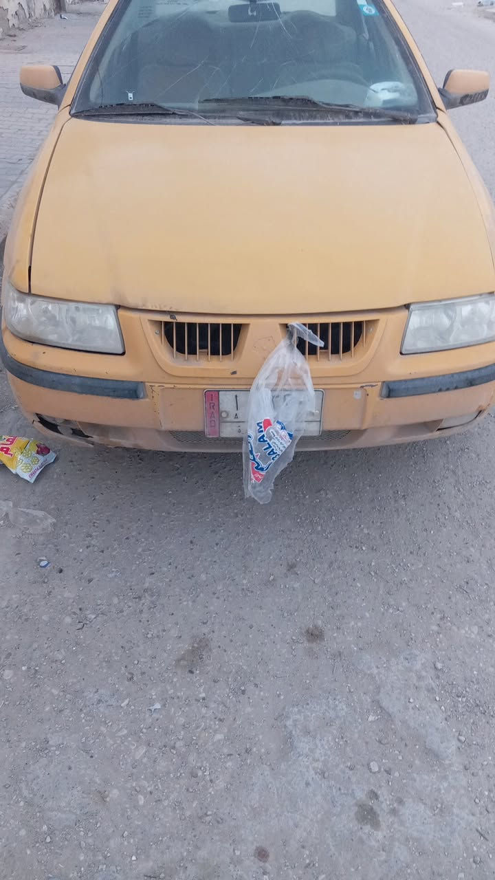 سيارة سمند صفرة باسمي رقم ميسان مصفرة هيئة وغرامة المكينة مستحقة لكنها شغالة تايرات نظيفة باتري سلف داينمو وبور جدد درايم شفت تعبان يعني تلحيضات مكاني ناصرية مركز اريد مراوس باي سيارة خصوصي قديمة اكرر مراوس وليس بيع مراوس راس براس***********
