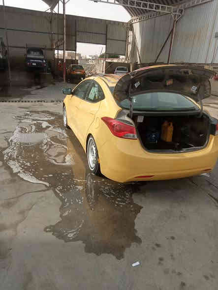 للبيع الانترة 2013 أمريكي حادثه بنيد مبدل فقط والباقي ليبل واحد بسمي فول مواصفات مكينه 1800 دوش مكان ديوانيه السعر /105/.    الاتصال/ ***********
