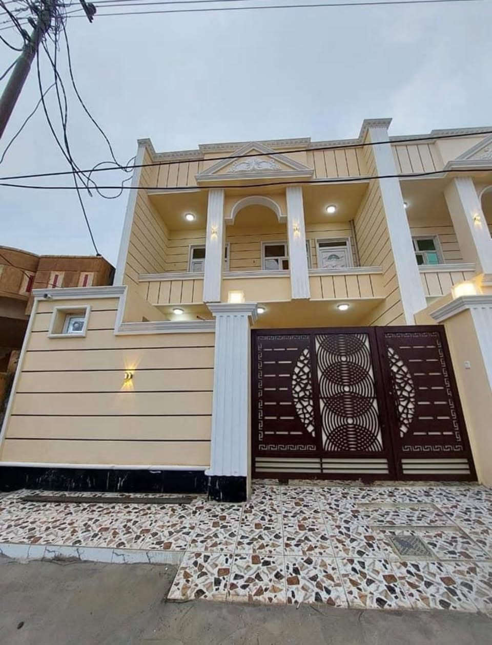 قدم لكم احدث ديكورات وارقي التصاميم احدث ديكورات جبس بورد 🏠👌
‏👈 ديكورات الجبسوم بورد 

 ‏👈 أسقف فلات جبسوم بورد

 ‏👈 قواطع جبسيه ( جدران )

 ‏👈 ديكورات شاشات 

👈 وغيرها من الديكورات

"اسعار مميزة للمساحات الكبيرة

وأعمالنا متطابقه للصور ..✅

للتواصل والاستفسار فون واتس 

***********

#الجميع

