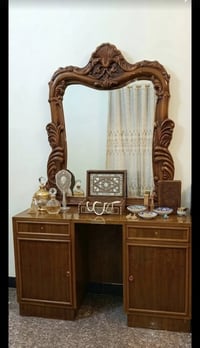 زاويه وميز صاج للبيع نضيفات سعر 60 الف 07773199664