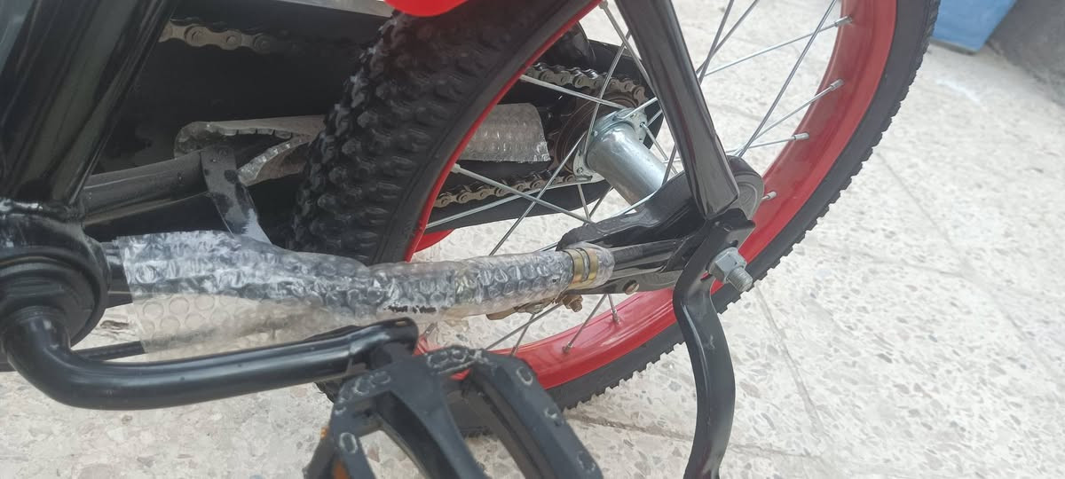 بايسكل جديده توه مشترينه 65 صارله يومين من ماخذينه...  رايدينه50 بالعافيه ع يأخذه...
سبب حجم اكبر من عمر طفل....
 تصال أو ستفسار***********
