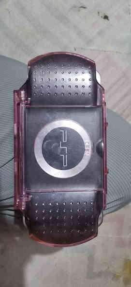 psp الله شاهد ما اعرف شنو وضعة ولا عندي شاحنة افحصة اشتريتة من ولد گال شغال بس شاحنتة ماكو  نظيف ب25 الف للحجز *********** عمارة
