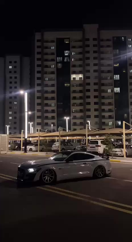 السلام علیکم 
موستنگ v6 ماشية ٦٠ الف حادث جانبي ۳ قطع 
لغد شاصي كير مکینة کفالة
 علیها هواي اضافات جکات s3 ب 25 ورقة كلج مکلاود ب17 ورقة داخل کله کاربون تو کلر غطي مري 
دبات اج تي بور دفیوزر لحية جلاتين 
سکوبات جانبيه 
وهواي تفاصيل برمجه 
مکانها ديالى
تحويل وكالة کله موجود
السعر 140 بيها مجال
***********
